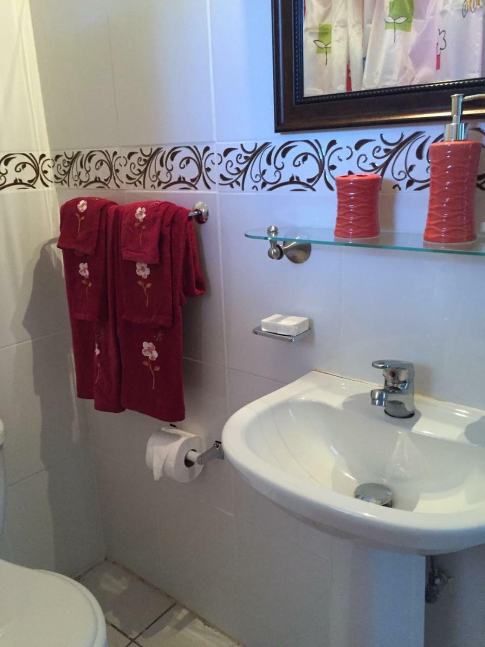 Goldenview Guesthouse Ocho Rios Eksteriør billede