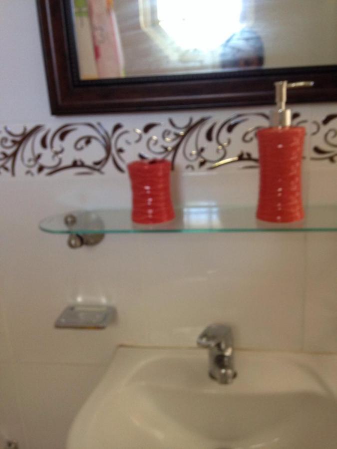 Goldenview Guesthouse Ocho Rios Eksteriør billede